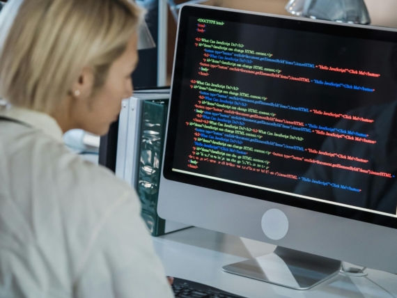 Leaving-Employment-Build-Digital-Career